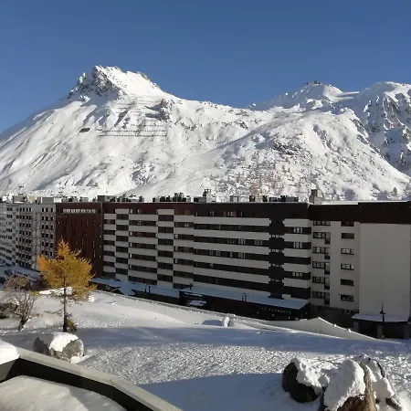 Skis Aux Pieds Pour 4, Proche Commerces Et Balcon Sud A - Fr-1-411-440 Apartment *